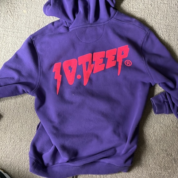 10 Deep purple pullover - Picture 2 of 3